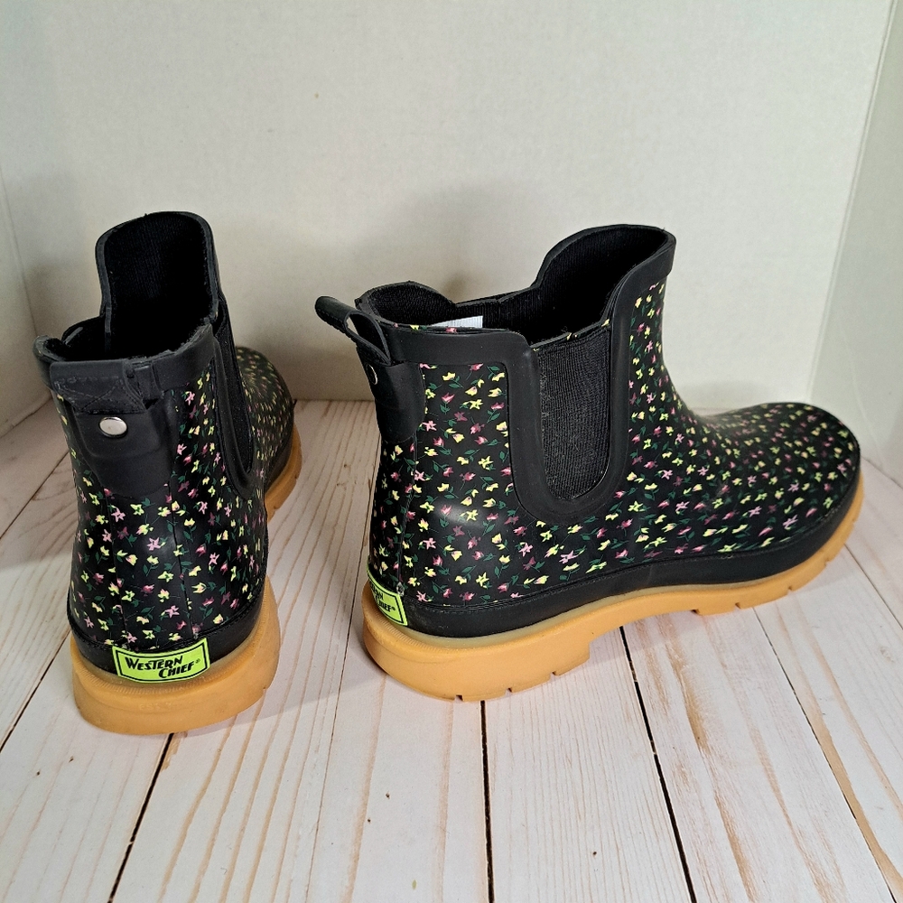 Western Chief Chelsea Ankle Rain Boot - Picture 3 of 9